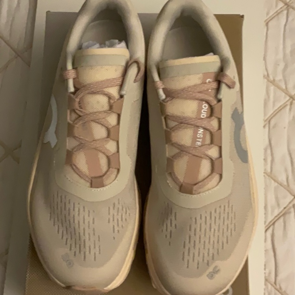 On Running Cloudmonster Women's Athletic Shoes